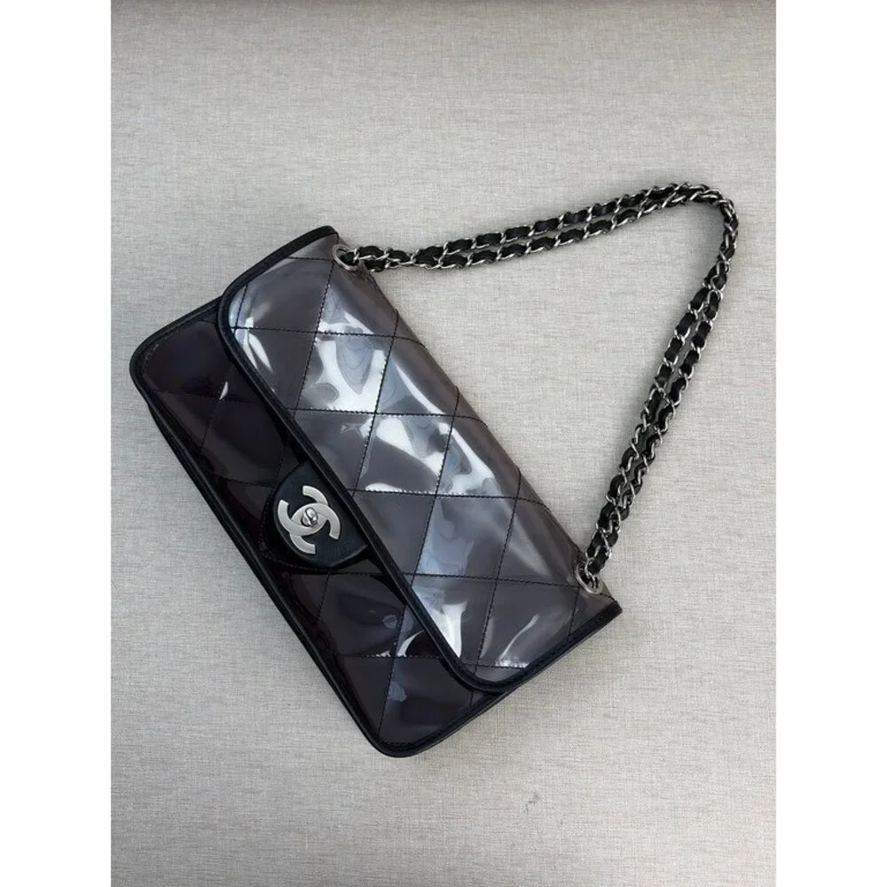 CHANEL Black Patent Leather Classic Flap Medium SHW